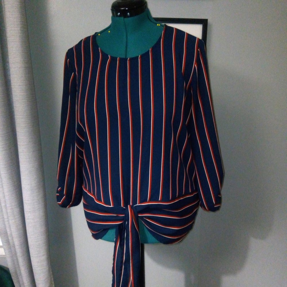 Maurice’s Pinstriped Tie Waist Blouse Sz Large Red White & Blue